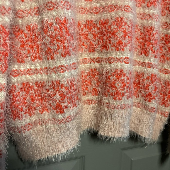 Jessica Simpson New Very Fuzzy Sweater Tunic M Deep Coral Ivory Plush - Picture 4 of 11